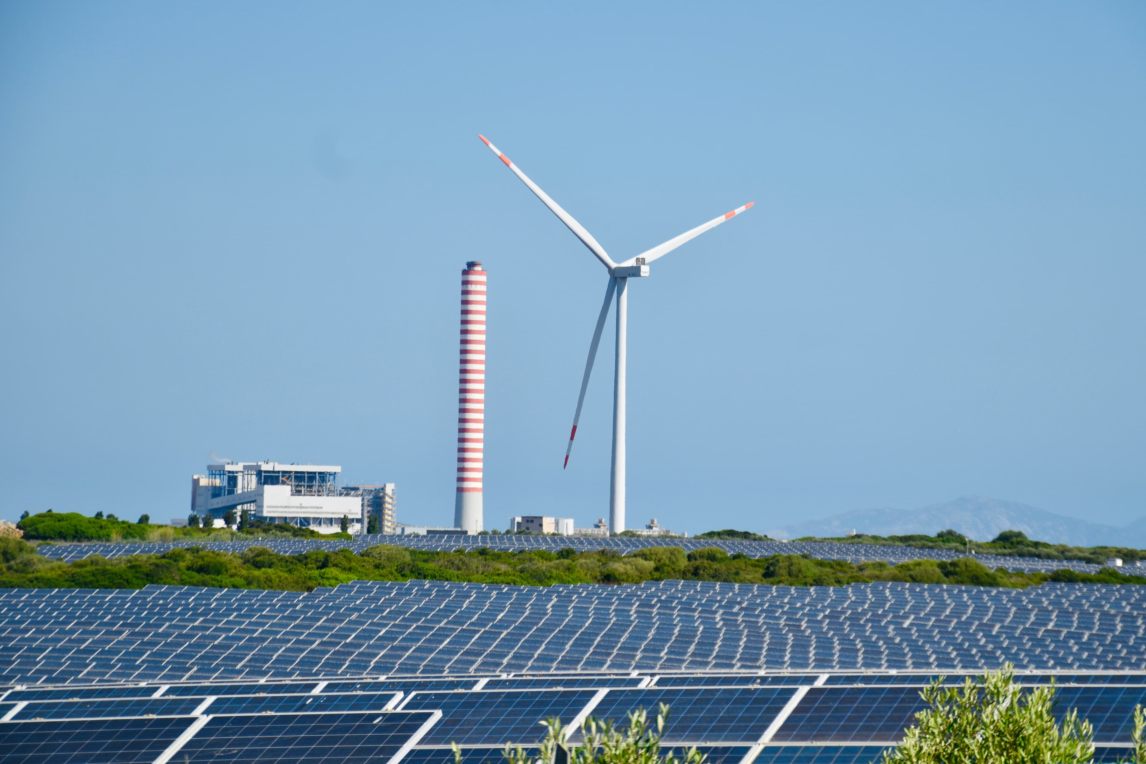 Odnawialne źródła energii — zdjęcie w tle